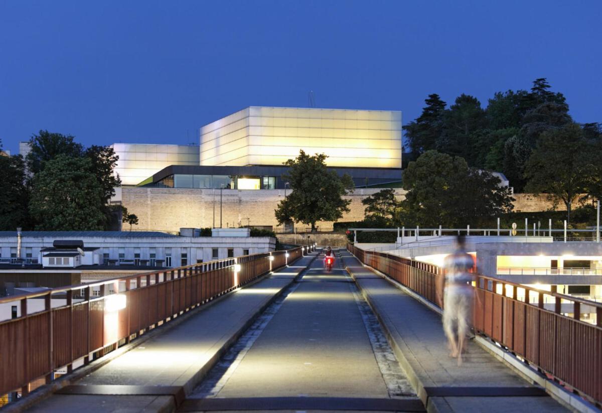 Proche Gare Et Centre-Ville De Poitiers Emplacement Ideal Exterior photo